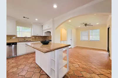 18603 Point Lookout Drive, Houston, TX 77058 - Photo 30