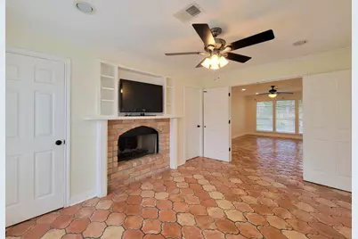 18603 Point Lookout Drive, Houston, TX 77058 - Photo 12