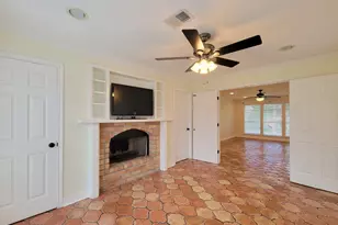 18603 Point Lookout Dr, Houston, TX 77058 - Photo 12