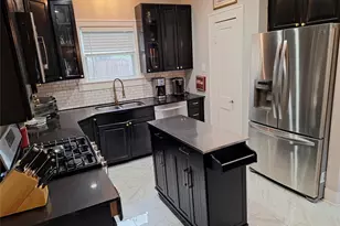 2417 Blodgett St, Houston, TX 77004 - Photo 16