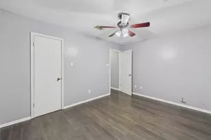 3718 Brookwood Dr, La Porte, TX 77571 - Photo 22