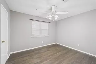3718 Brookwood Dr, La Porte, TX 77571 - Photo 18