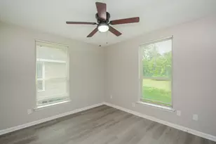 6014 Collingsworth St, Houston, TX 77026 - Photo 10