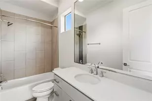 6011 Burgoyne Rd, Houston, TX 77057 - Photo 32