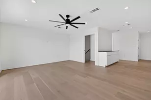 5327 S Braeswood Blvd, Houston, TX 77096 - Photo 34
