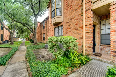 2255 Braeswood Park Drive #235, Houston, TX 77030 - Photo 2