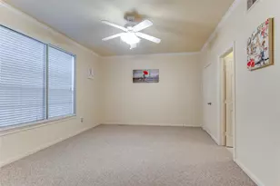 2255 Braeswood Park Dr, Houston, TX 77030 - Photo 16