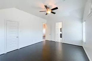 18126 Golden Falls Ln, Spring, TX 77379 - Photo 28