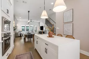 857 Fisher St, Houston, TX 77018 - Photo 14