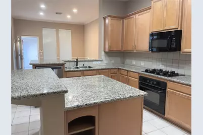 3305 N Knollcrest Lane, Pearland, TX 77584 - Photo 6