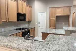 3305 N Knollcrest Ln, Pearland, TX 77584 - Photo 12