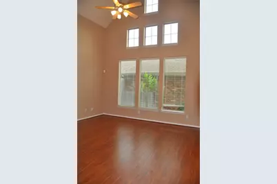 3305 N Knollcrest Lane, Pearland, TX 77584 - Photo 16