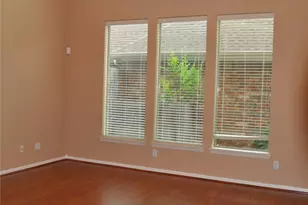 3305 N Knollcrest Ln, Pearland, TX 77584 - Photo 16