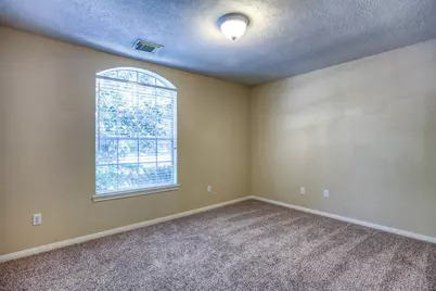 135 S Delta Mill Circle, The Woodlands, TX 77385 - Photo 18