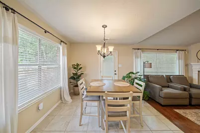 135 S Delta Mill Circle, The Woodlands, TX 77385 - Photo 8
