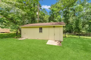 361 Forest Ln, Huntsville, TX 77340 - Photo 38