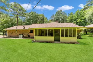 361 Forest Ln, Huntsville, TX 77340 - Photo 32