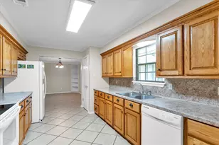 361 Forest Ln, Huntsville, TX 77340 - Photo 20