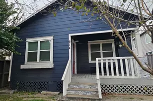 614 N York St, Houston, TX 77003 - Photo 1