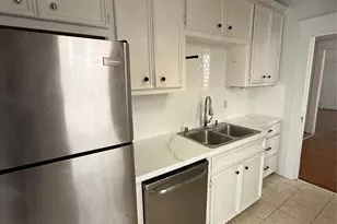 324 W Alabama St, Houston, TX 77006 - Photo 12