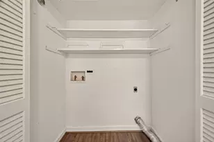 11711 Memorial Dr, Houston, TX 77024 - Photo 20