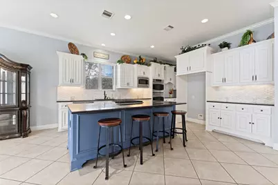 16114 Finnigans Circle, Houston, TX 77044 - Photo 12