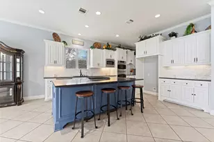 16114 Finnigans Cir, Houston, TX 77044 - Photo 12