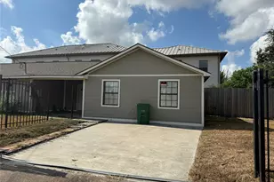 4718 Teton St, Houston, TX 77033 - Photo 10