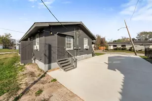 8331 Garland St St, Houston, TX 77017 - Photo 22