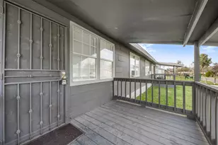 8331 Garland St St, Houston, TX 77017 - Photo 6