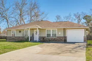 253 Briarcreek St, Richwood, TX 77531 - Photo 1