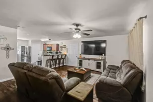 253 Briarcreek St, Richwood, TX 77531 - Photo 10