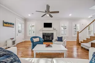 209 Queen Rd, Clear Lake Shores, TX 77565 - Photo 14