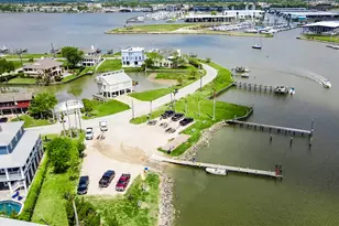 209 Queen Rd, Clear Lake Shores, TX 77565 - Photo 44