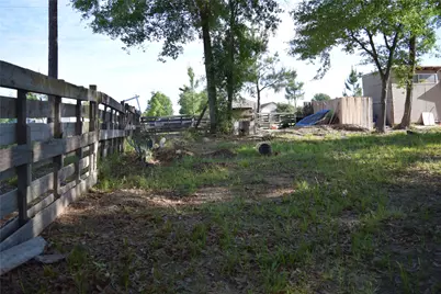 357 County Road 5006, Cleveland, TX 77327 - Photo 18