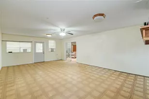 1421 N Ave S, Freeport, TX 77541 - Photo 16
