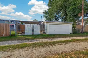 1711 Avenue M, Galveston, TX 77550 - Photo 12