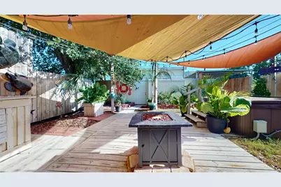 1711 Avenue M, Galveston, TX 77550 - Photo 36