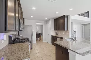 12535 W Hillock Ln, Houston, TX 77047 - Photo 6