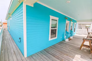 876 Palmetto Dr, Port Bolivar, TX 77650 - Photo 4