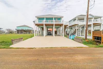 876 Palmetto Drive, Port Bolivar, TX 77650 - Photo 2