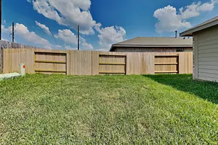 27022 Winward Crk Trl, Katy, TX 77493 - Photo 18