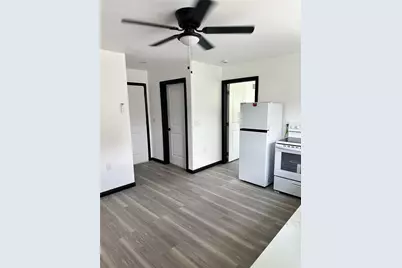 6812 Avenue Q #C, Houston, TX 77011 - Photo 4