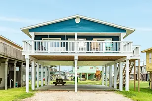 310 Parkview Rd, Surfside Beach, TX 77541 - Photo 2
