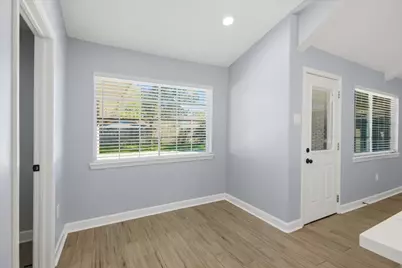 5006 Homewood Lane, Baytown, TX 77521 - Photo 14