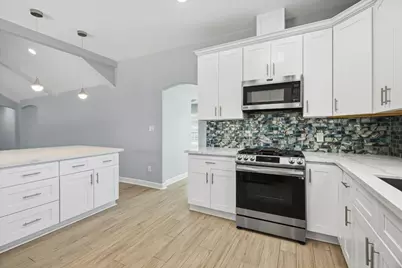 5006 Homewood Lane, Baytown, TX 77521 - Photo 12