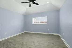 5006 Homewood Ln, Baytown, TX 77521 - Photo 24