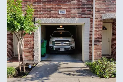 2710 Hullsmith Drive #1502, Houston, TX 77063 - Photo 18