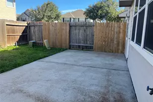 14310 Larkhall Ln, Houston, TX 77014 - Photo 24