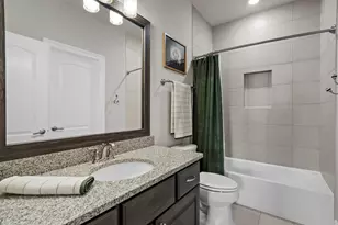 9407 Pershing Ct, Missouri City, TX 77459 - Photo 32